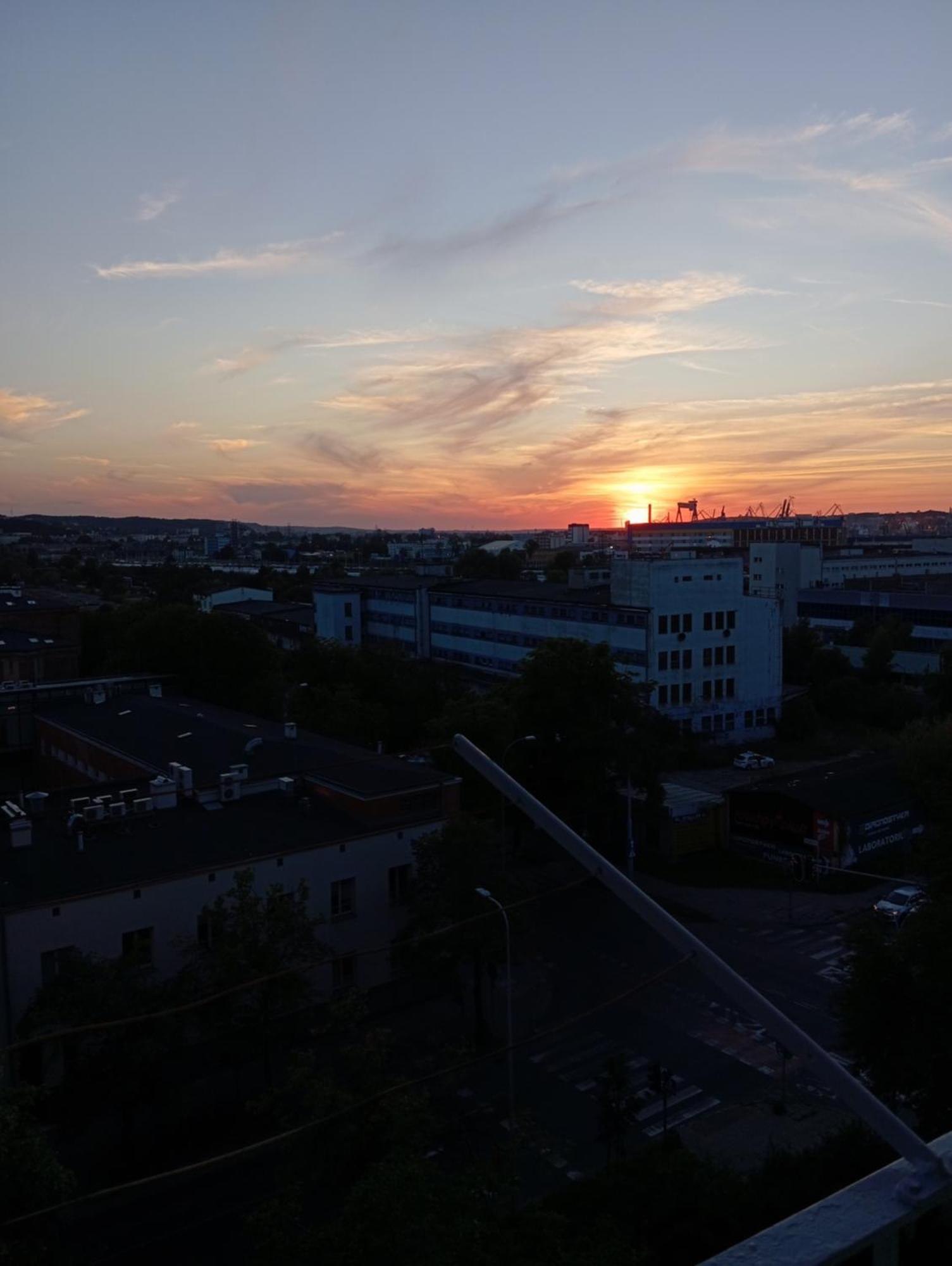 Apartment Center *